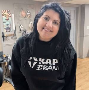 Meet your Posher, Karine